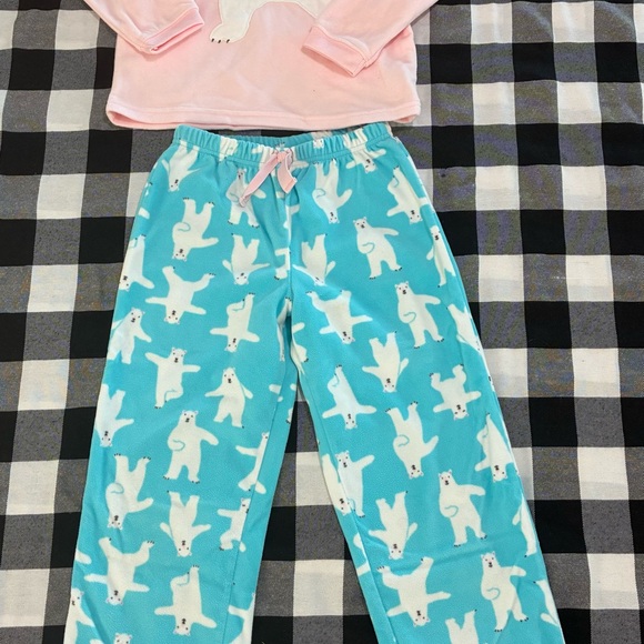Carter’s Girls Pajama Set - Picture 2 of 3
